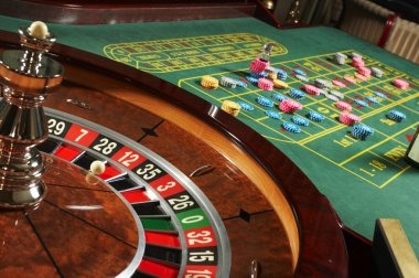American Roulette wheel with 38 pockets on live dealer table at mariototo login