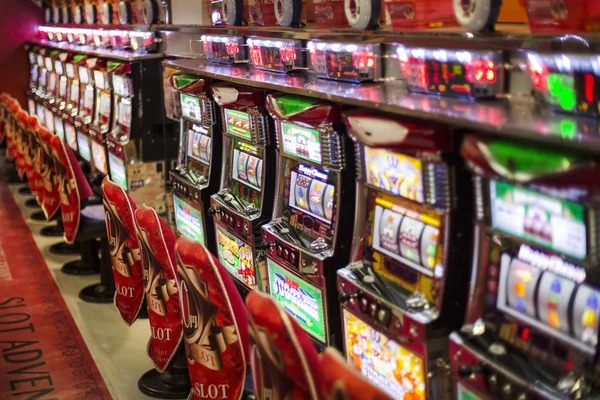 mariototo login mobile app interface showing football betting and live casino options